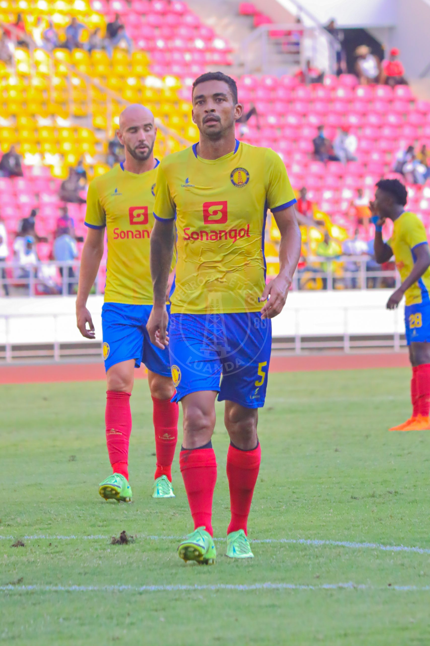 Clube Desportivo 1º de Agosto - Resultado final Petro de Luanda 1 - 1°de  Agosto 1 Com este resultado somamos 30 pontos e continuamos na liderança do  campeonato Provincial de Luanda.