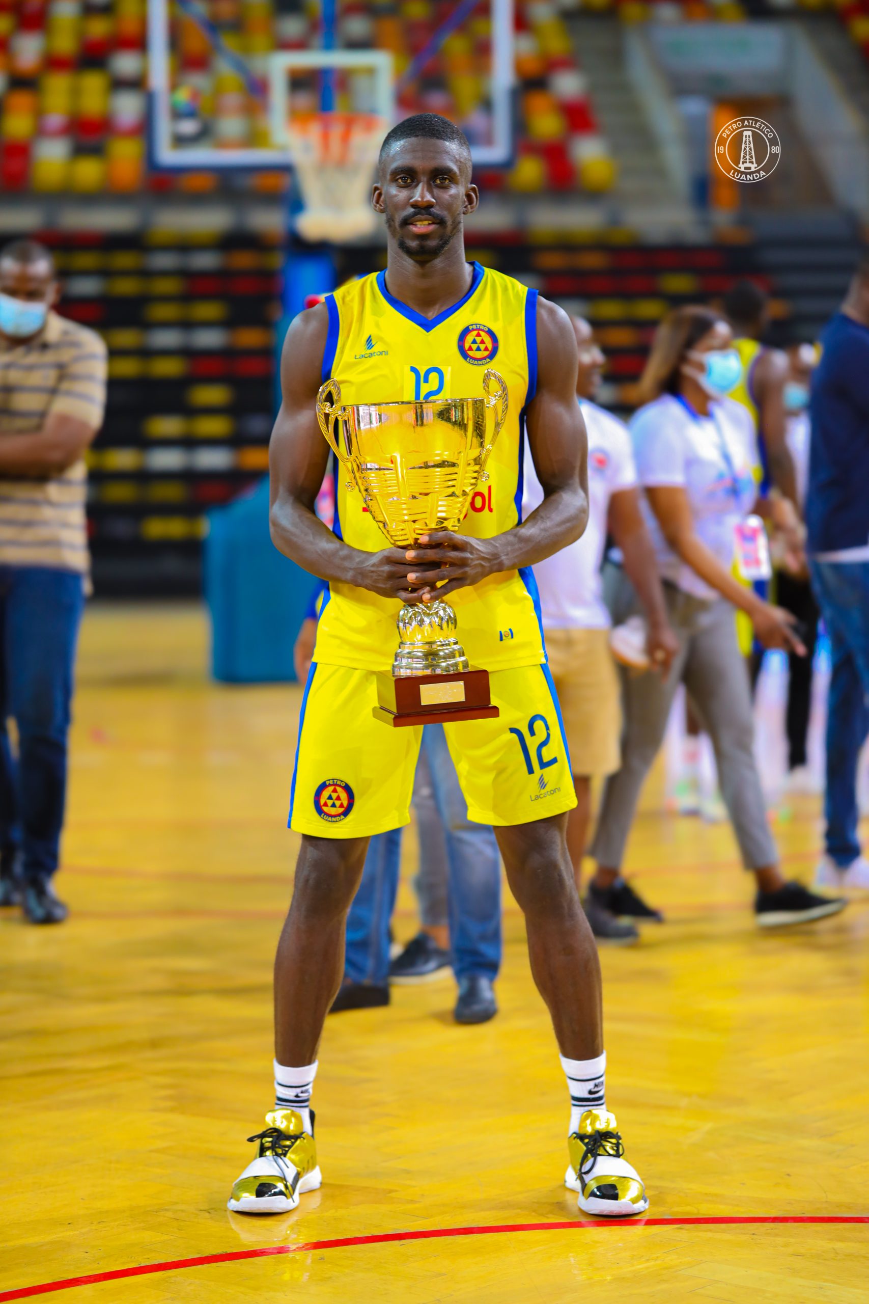 Petro de Luanda (basketball) - Wikipedia