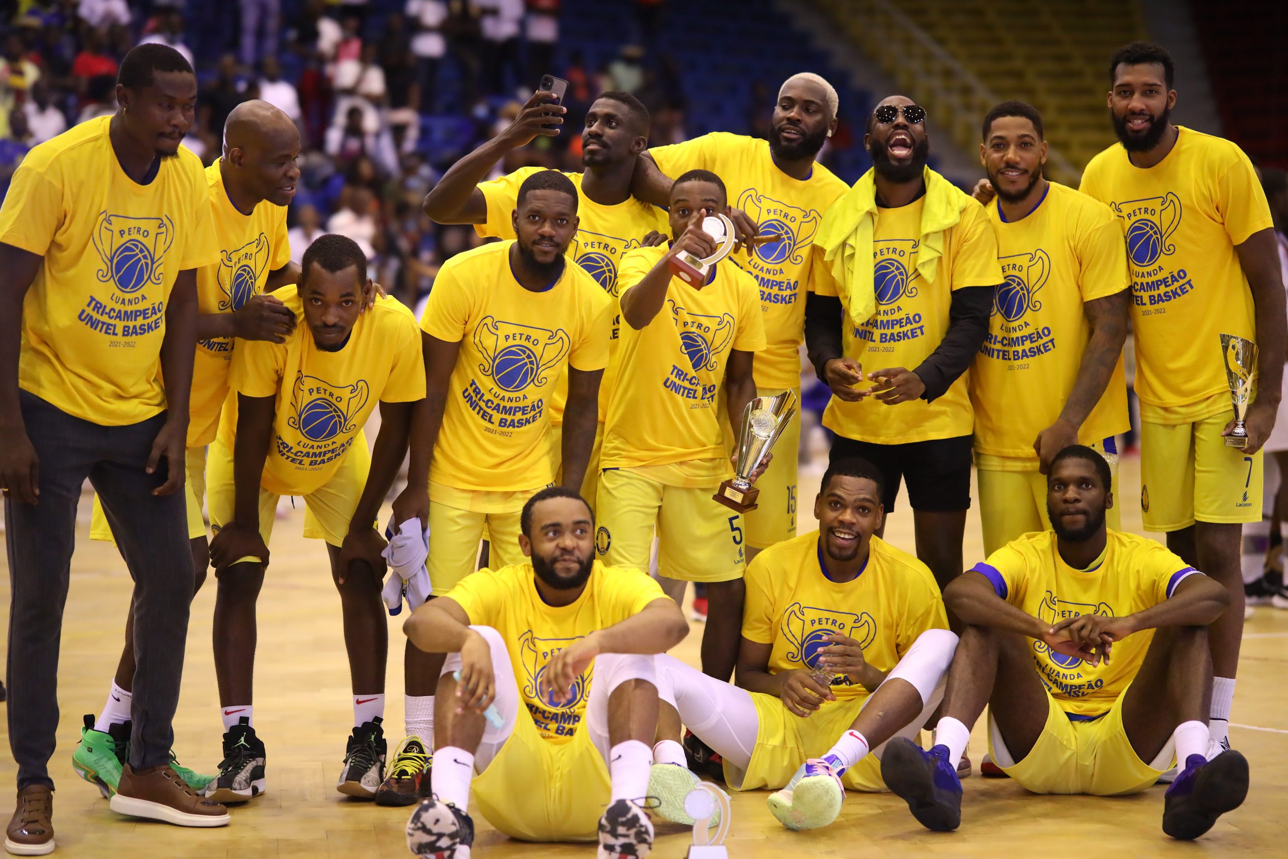 Petro de Luanda - A nossa equipa sénior de Basquetebol